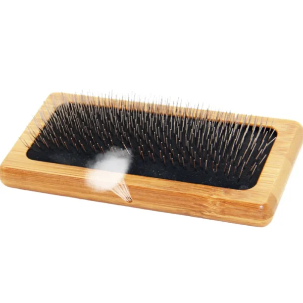 10004 Close-up view of bamboo fine-toothed pet needle comb teeth and smooth wooden handle