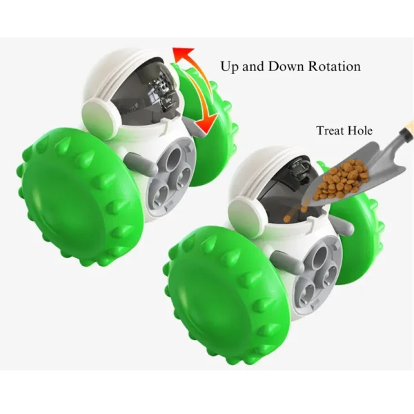 10007 Robot shaped tumbler pet toy dispensing kibble during pla