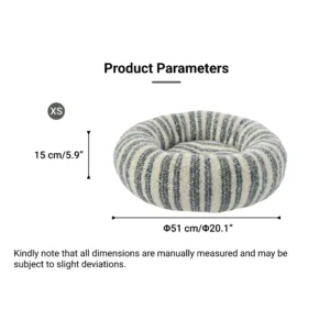 Size chart of XS round striped donut pet bed for cats and small dogs.