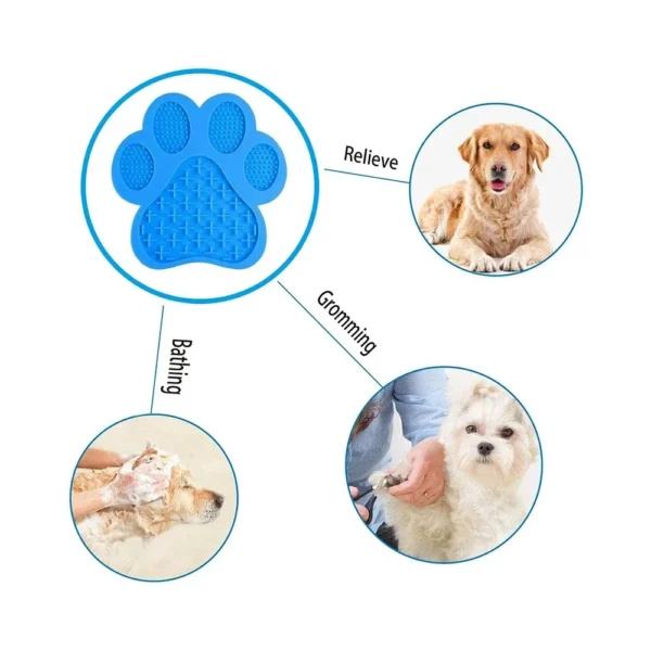 f2a9edf12ca81461d2d2e6afaf3bf039 Dogs and cats using silicone lick mats during grooming or feeding time – perfect for pet stores and grooming salons