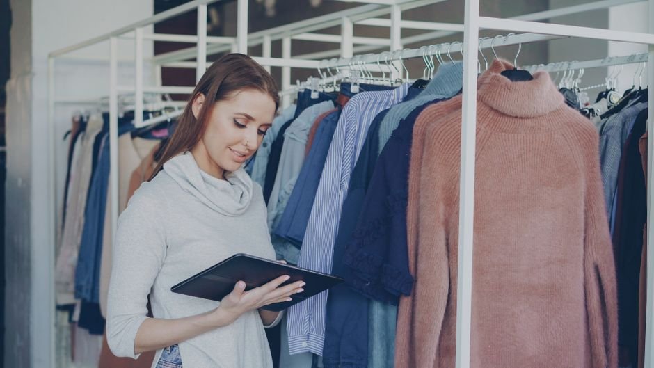 Inventory Management for Small Pet Retailers: Avoid Overstock & Stockouts