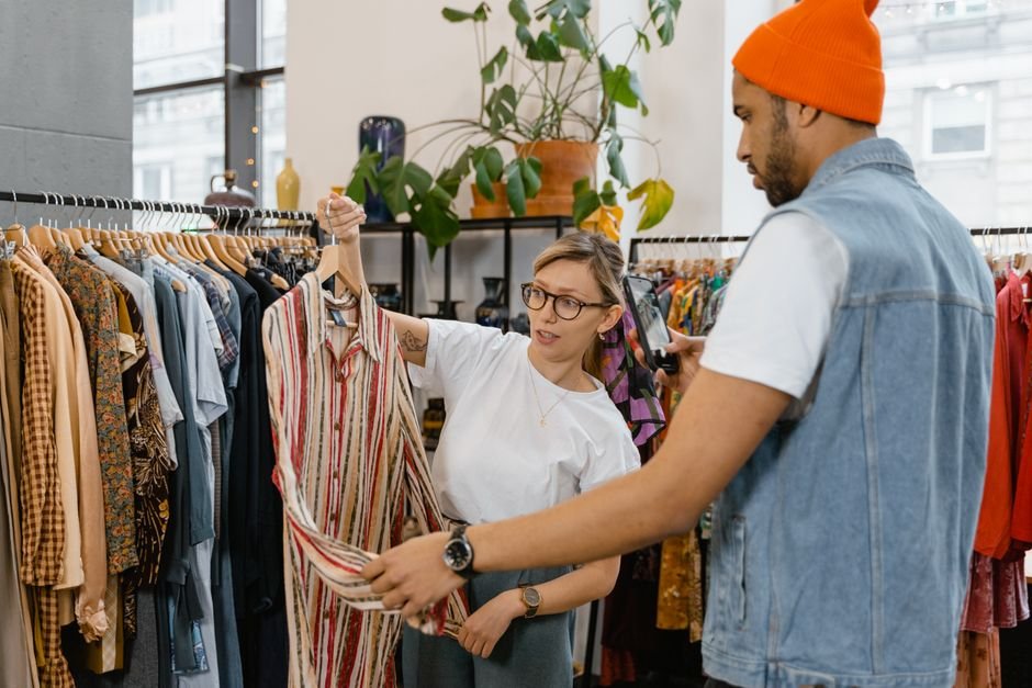 Cross-Selling & Up-Selling in a Pet Store: 5 Proven Techniques