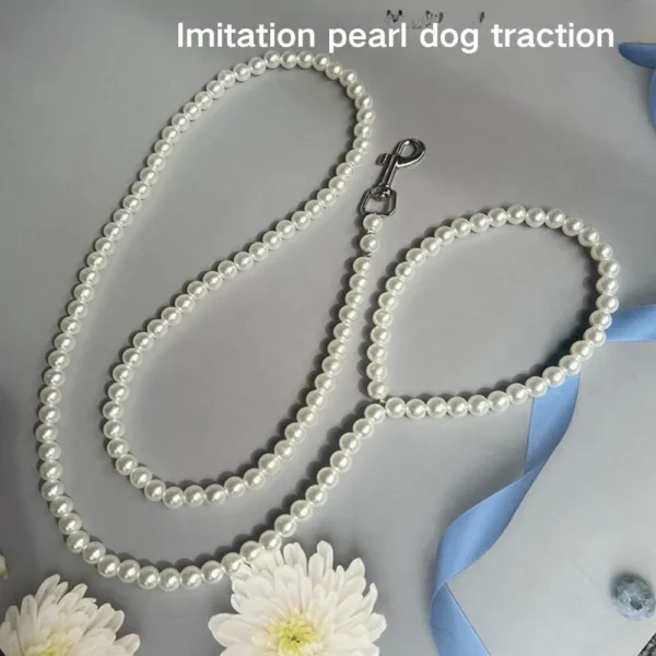 cchwm0011421-05.webp White Pearl Dog Leash for Small Dogs and Cats – product view 5