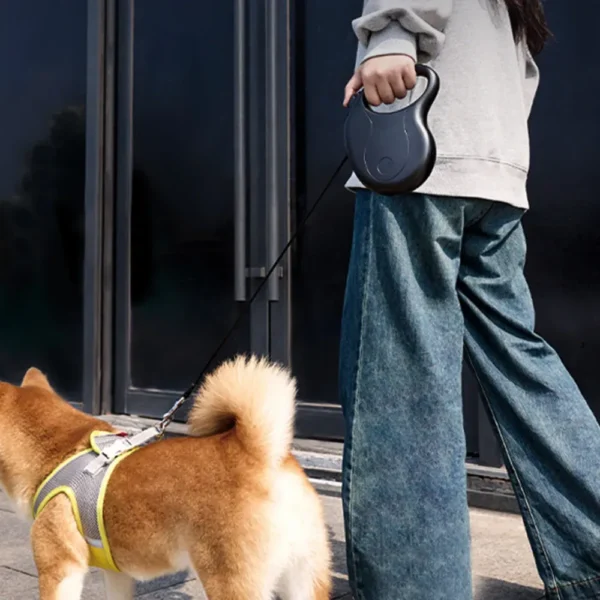 dchwm0144749-02.webp 9.8 Ft Pet Accessories Outdoor Automatic Heavy Duty Retractable Dog Leash – product view 2