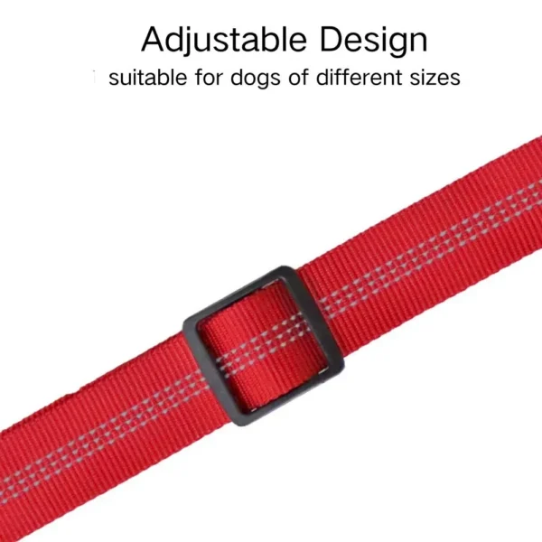 dctwm0032772-04.webp Car Safety Leash for Dogs with Elastic and Adjustable Strap – product view 4