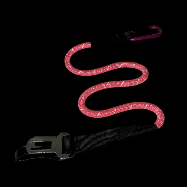 dctwm0033940-02.webp Reflective Pet Car Safety Seat Belt for Dogs Adjustable Leash – product view 2