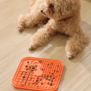 dfwwm0002371-05.webp Dog Silicone Slow Feeder Licking Mats – product view 5