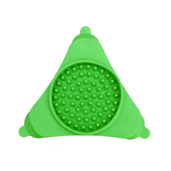 dfwwm0036891-04.webp Cross Border Pet Triangular Licking Pad with Silicone Suction Cups – product view 4