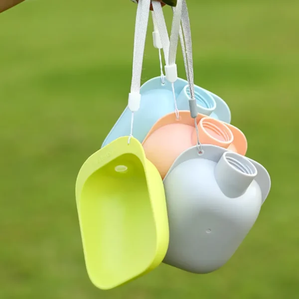 dfwwm0036949-05.webp Travel Easy Clean Protable Pet Dog Water Bottle Attachment – product view 5