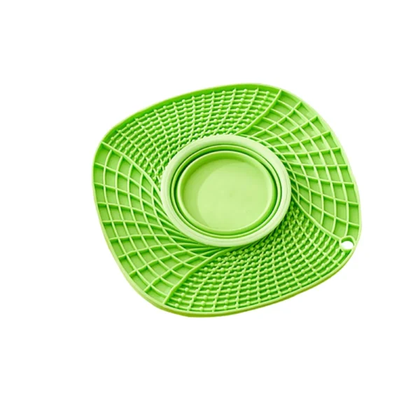 dfwwm0117917-07.webp New Style Silicone Pet Placemat Pet Slow-Feeding Bowl – product view 7