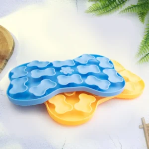 dfwwm0120090-06.webp Pet Slow-Feeding Plate Silicone Feeding Mat Silicone Bone-Shaped Pet Slow-Feeding Mat – product view 6