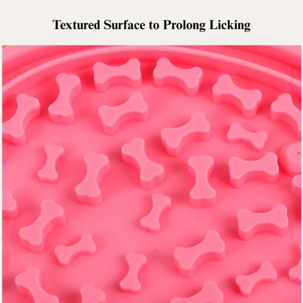 dfwwm0122320-02.webp All-In-One Dog Lick Pad with Three Functional Zones – product view 2