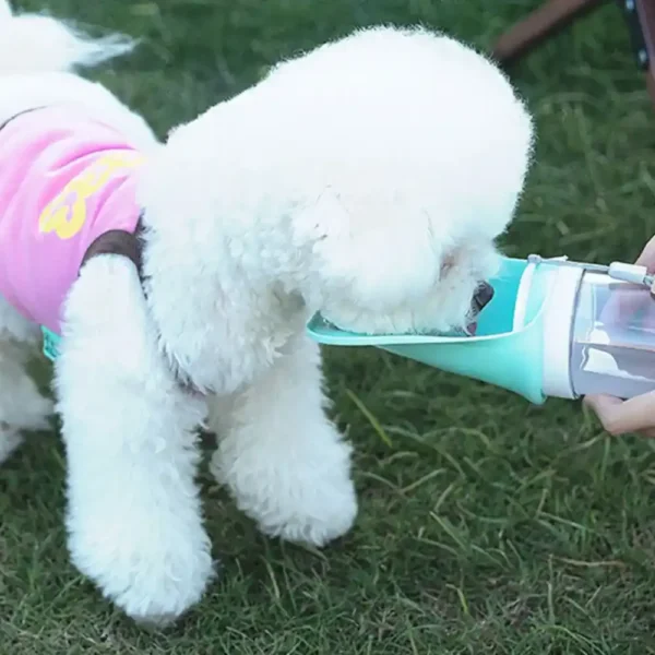 dfwwm0128530-07.webp Foldable and Portable Pet Travel Cup for Outdoor Use – product view 7