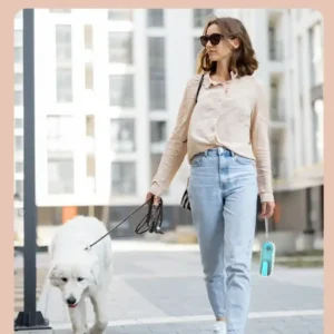 dfwwm0130428-03.webp Foldable Portable Pet Water Bottle for Outdoor Use – product view 3
