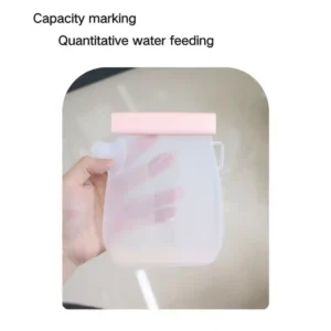 dfwwm0137528-04.webp Portable Silicone Water Bag for Dogs Pet Water Dispenser for Outdoor Use – product view 4