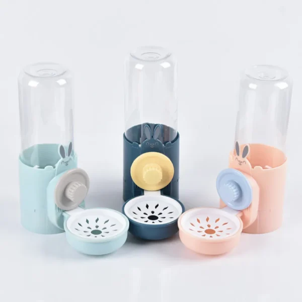 dfwwm0151814-07.webp Detachable Hangable Automatic Durable Pet Waterer – product view 7