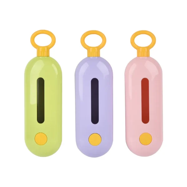 dfwwm0152044-03.webp Portable Pet Travel Water Bottle with U-Shaped Water Trough – product view 3