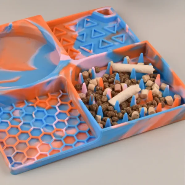 dfwwm0153892-02.webp Colorful Slow Feed Design Silicone Pet Lick Mat with Suction Base – product view 2