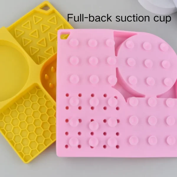 dfwwm0153908-06.webp Non-Slip Slow Feed Design Silicone Pet Lick Mat with Suction Base – product view 6