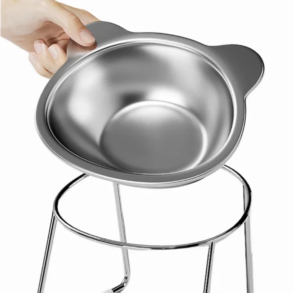 dfwwm0168184-02.webp Bear-Shape Anti-Slip Stainless Steel Elevated Pet Bowls – product view 2