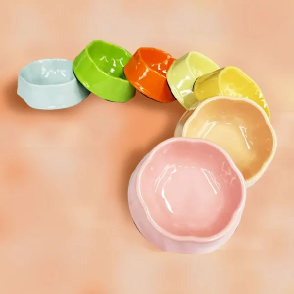 dfwwm0168997-05.webp Easy to Clean Melamine Pet Bowl with Non-Slip Base – product view 5