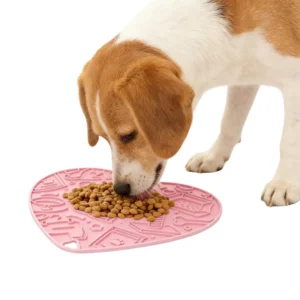 Cute Heart-Shaped Slowly Non-Slip Silicone Pet Lick Mat – product view 5