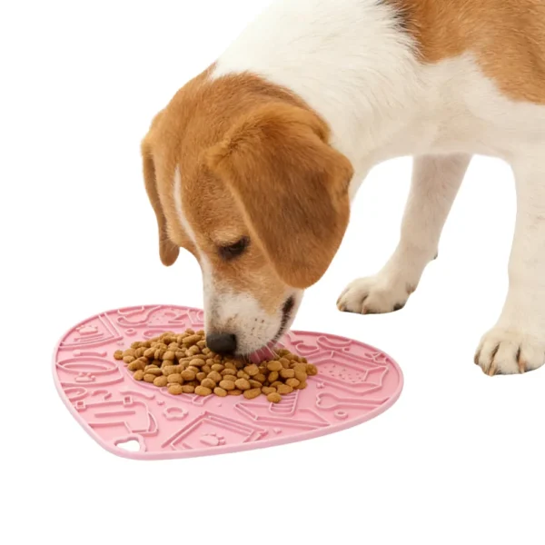 Cute Heart-Shaped Slowly Non-Slip Silicone Pet Lick Mat – product view 5