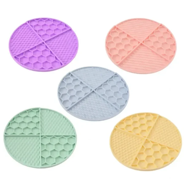 Slow-Feeding Silicone Licking Mat Licking Plate