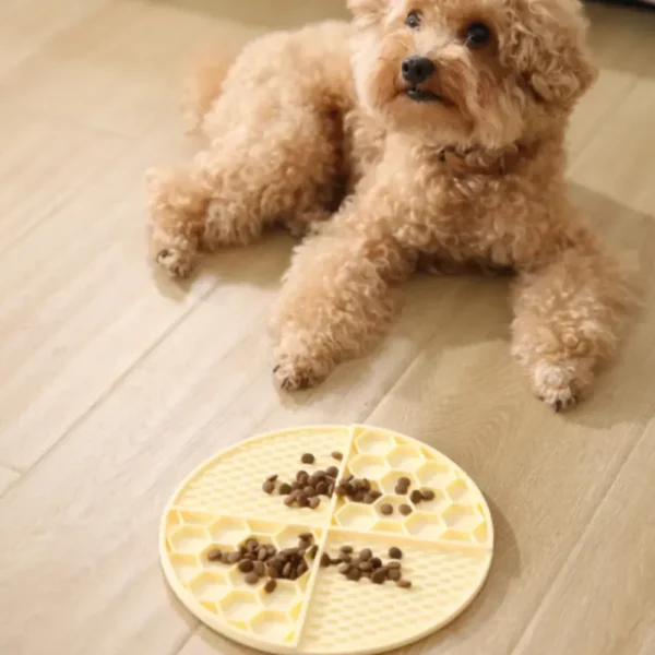 dfwwm0243767-06.webp Slow-Feeding Silicone Licking Mat Licking Plate – product view 6