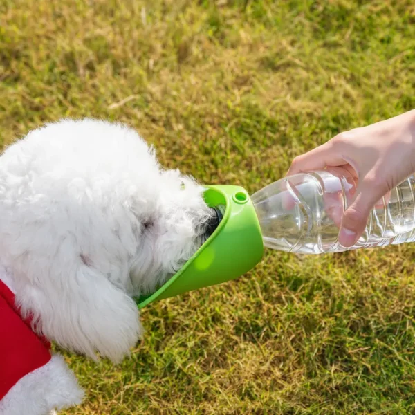 dfwwm0248452-05.webp Portable Foldable Dog Water Bottle for Travel and Walking – product view 5