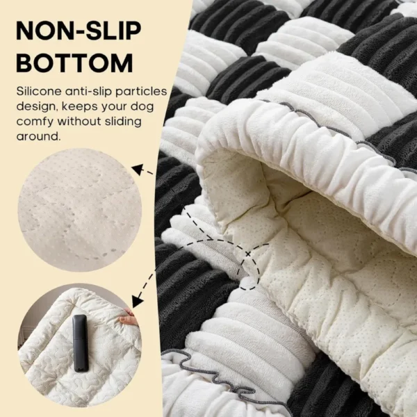 jfp-tr-00046-g02.webp Thickened Checkered Pattern Polyester Fabric Car Seat Pet Mat view 3