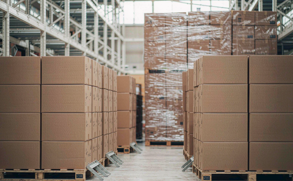 Pet Store Supplier With US Warehouse: Buy 40 Units, Not a Container