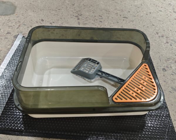 Selected 45cm Angled Opening Semi-Enclosed Litter Box