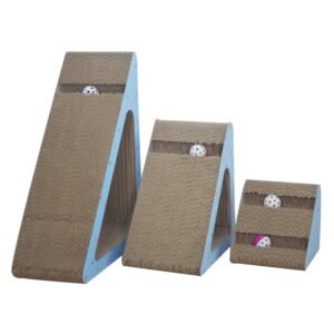Triangular Cat Scratcher 40×21 cm